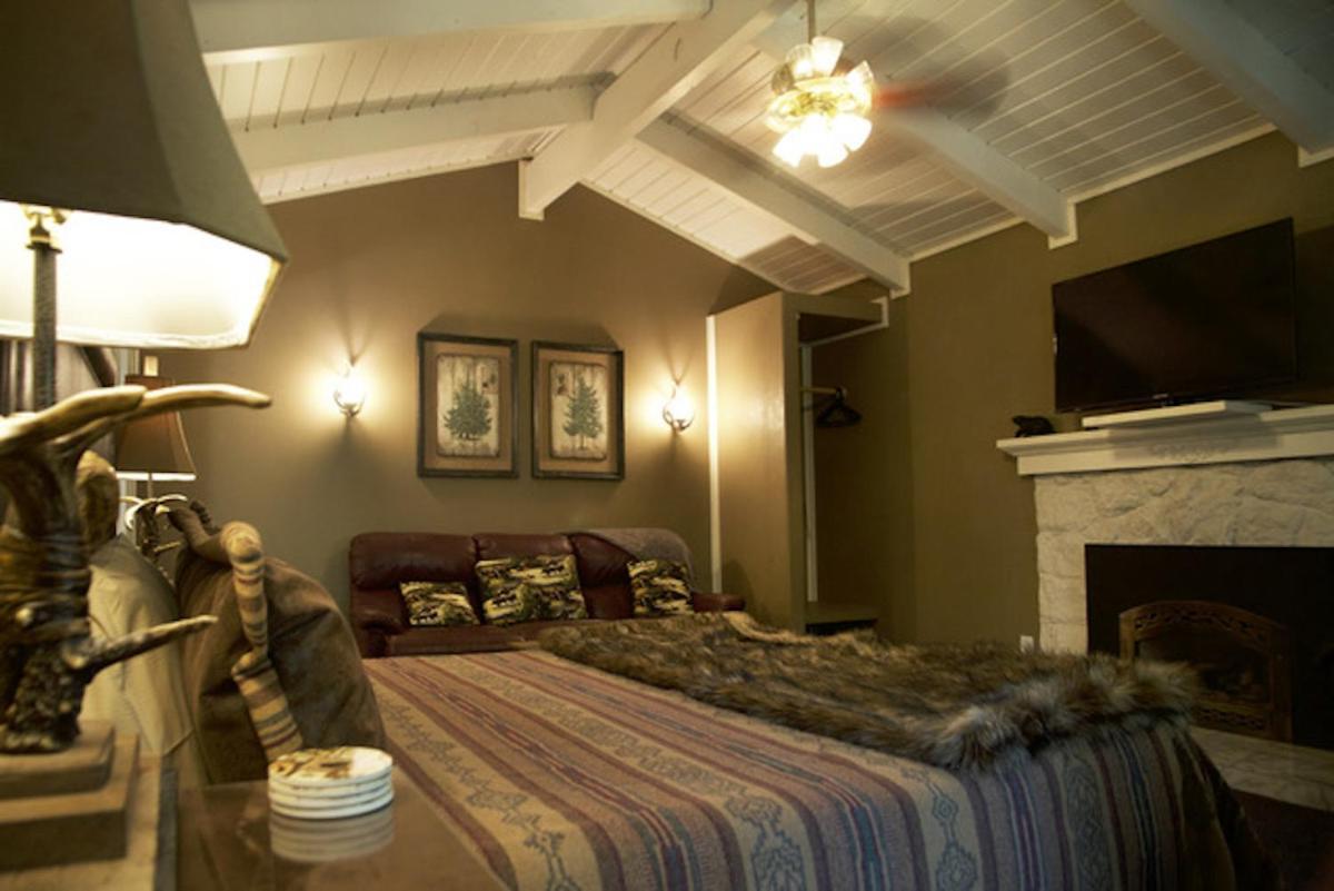 Silver Pines Lodge Айділлвайлд Екстер'єр фото
